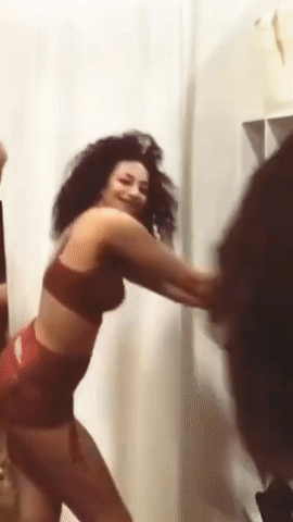 02-51-33-341804183_baila.gif