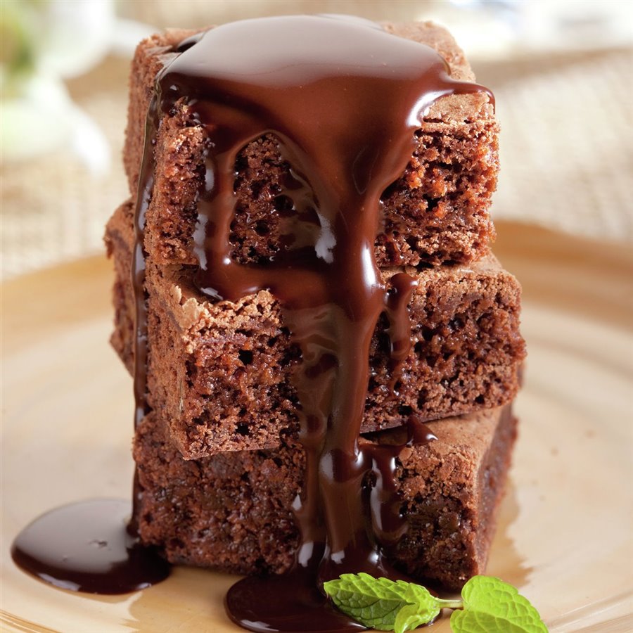 03 bizcocho_de_chocolate_con_salsa_fondant_fe3c0ced_900x900.jpg