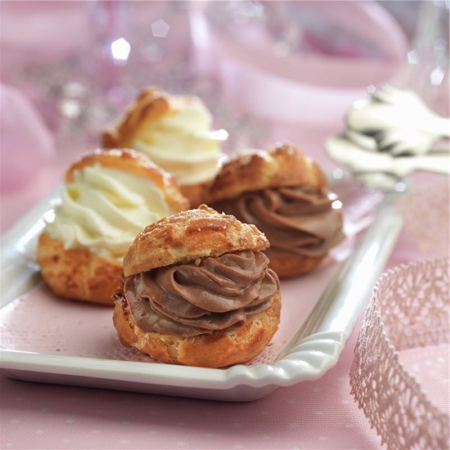 03 - lionesas-con-nata-y-crema-de-chocolate.jpg