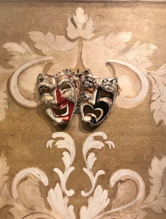 1 Máscara veneciana máscara de tragedia y comedia🎭.png