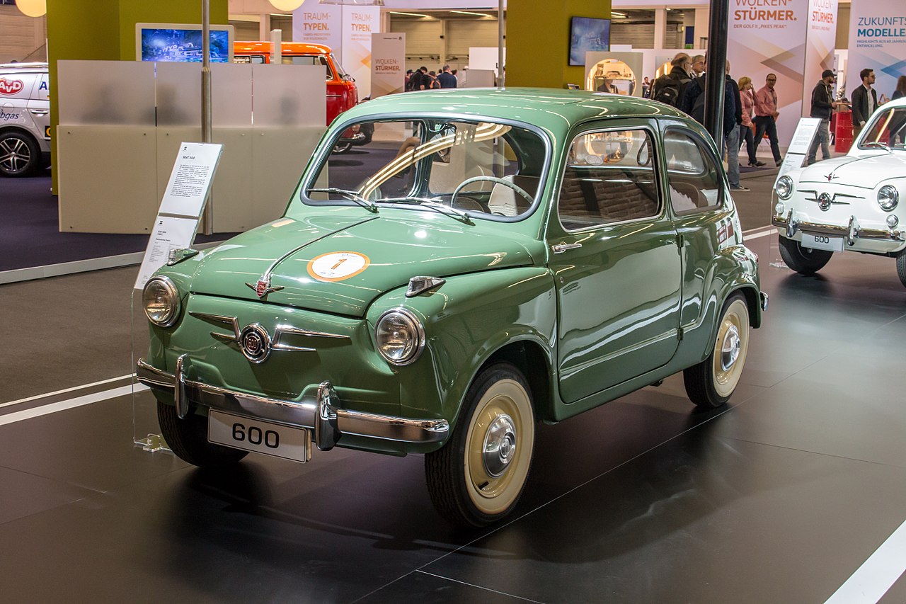 1280px-Techno-Classica_2018,_Essen_(IMG_9761).jpg