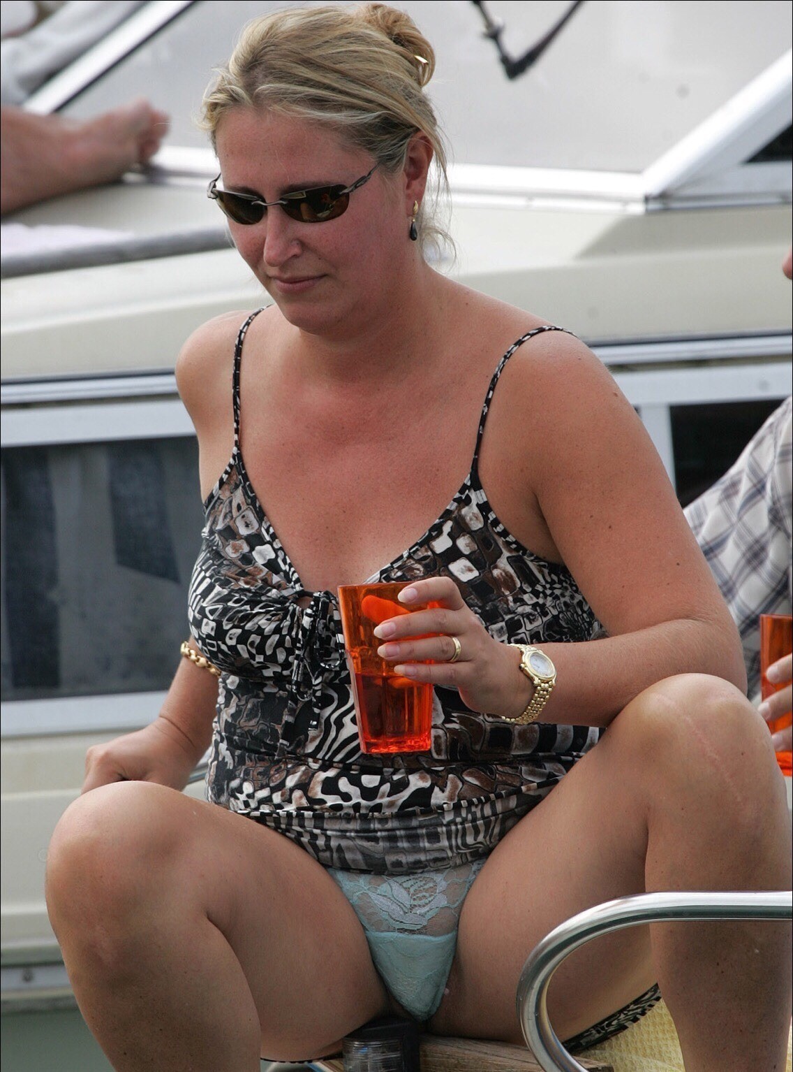 1882227660.jpg