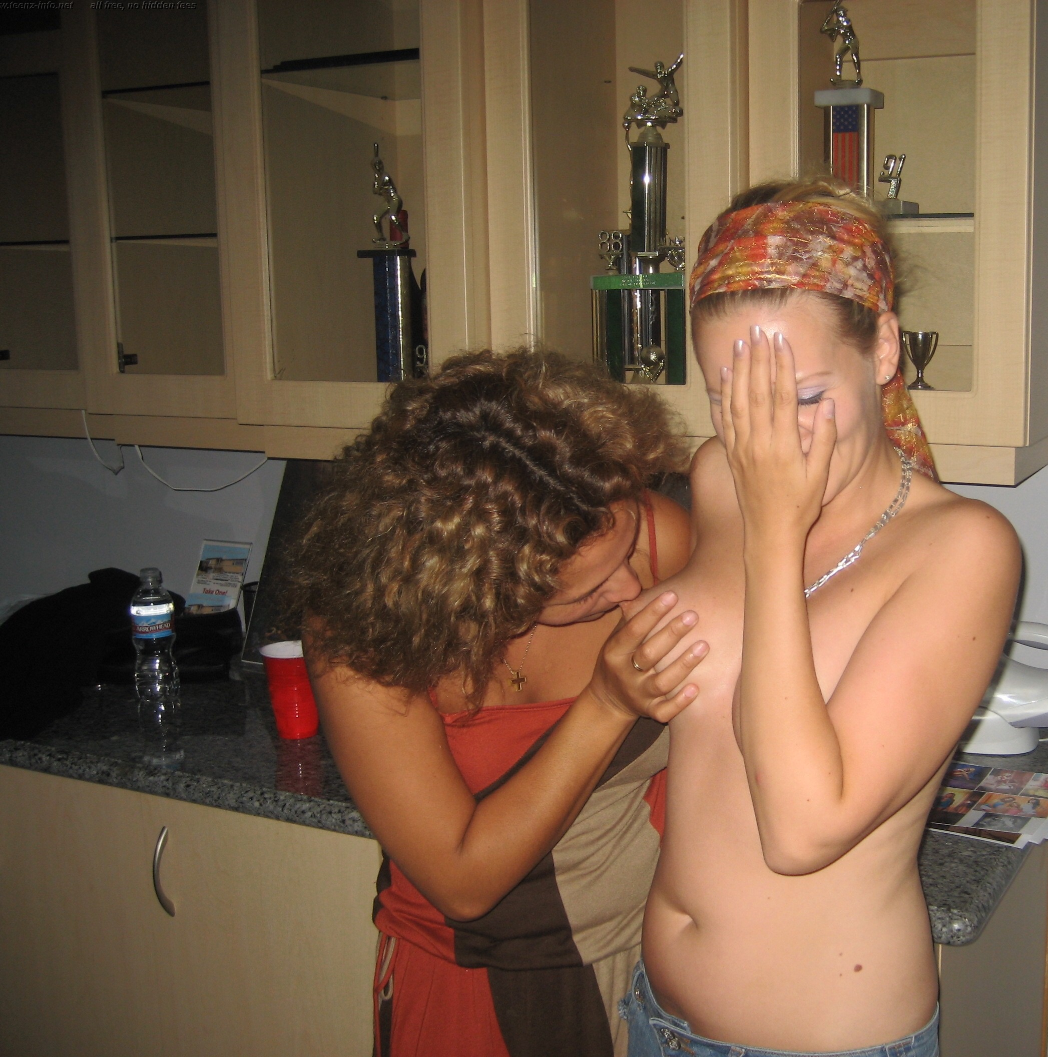 311626-one-is-laser-focused-the-other-embarrassed.jpg
