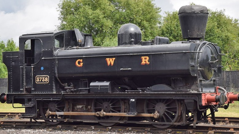 3738-fitted-with-a-spark-arrestor-at-didcot-railway-centre-july-2021~2.jpg