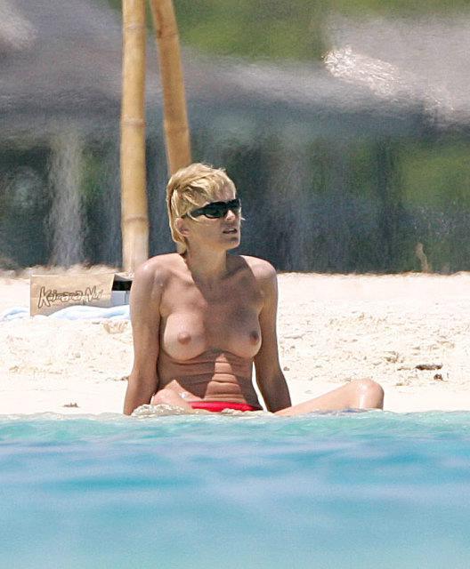479825_sharonstone07.jpg