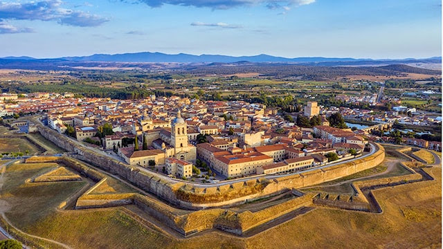 5a834111f4ee-ciudad-rodrigo-salamanca-panoramica-t.jpg