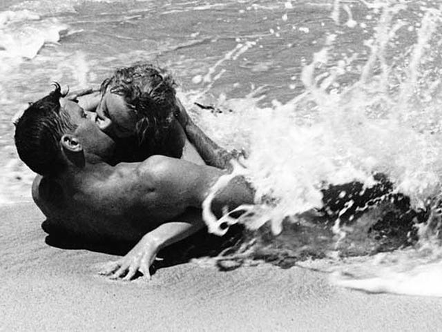 635592591366728448-From-Here-Eternity-surf-712.jpg