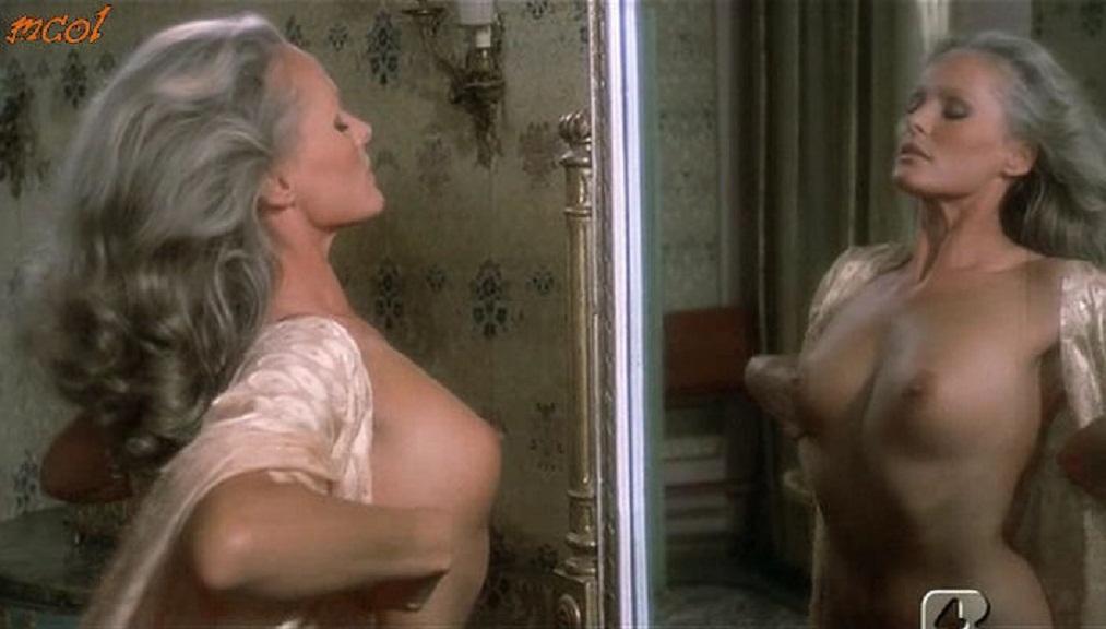 8021843_72485_ursula_andress_-_spogliamoci_cosi_05_123_152lo.jpg