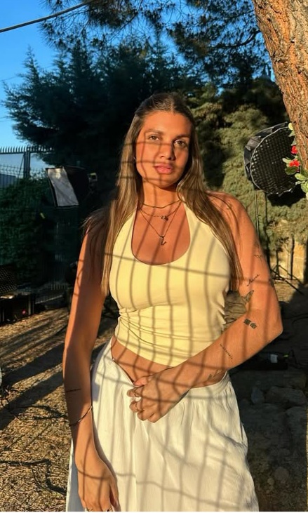 9-230300_.jpg