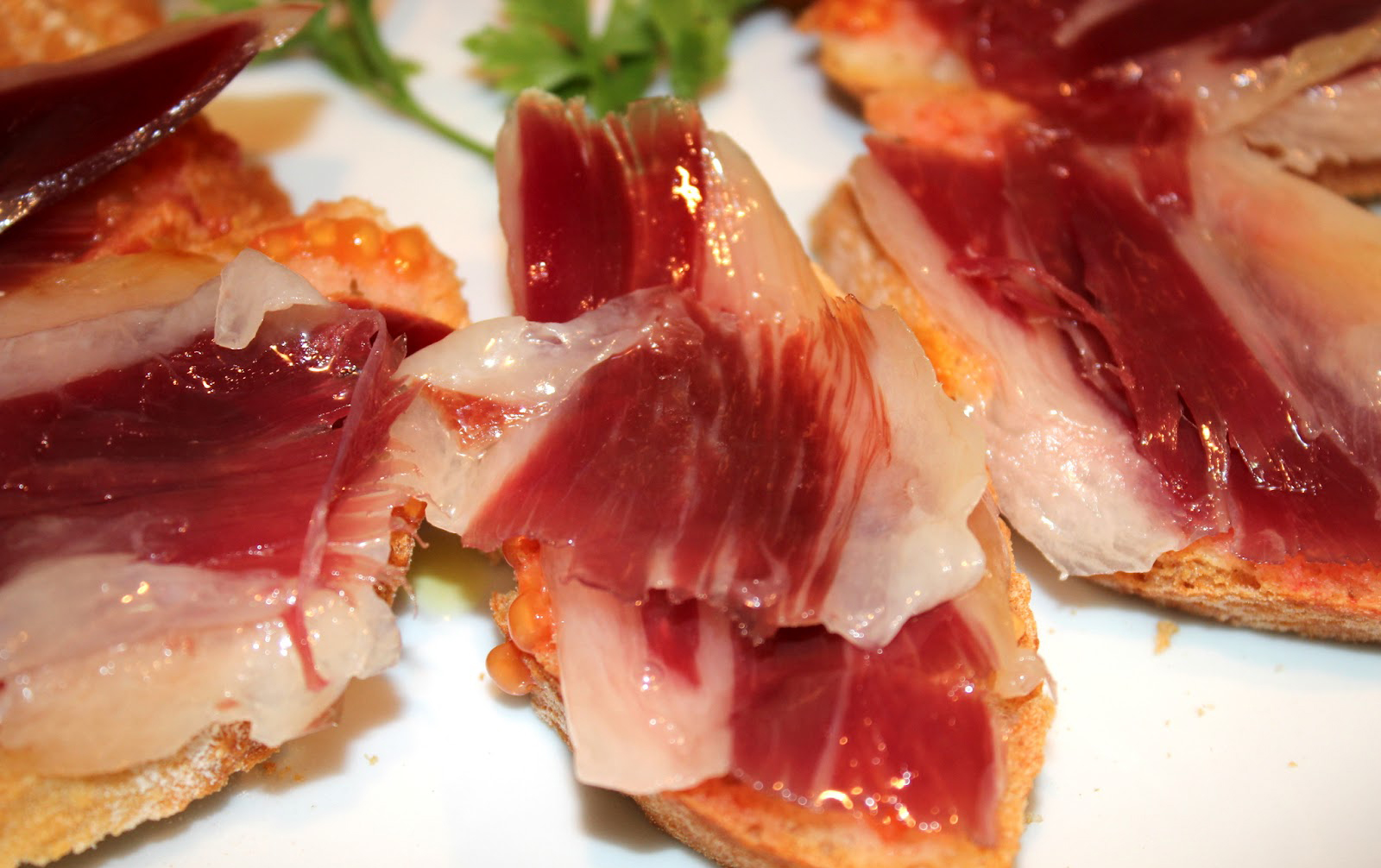 _0 pa amb tomaquet i pernil.JPG _0 pa amb tomaquet i pernil.JPG