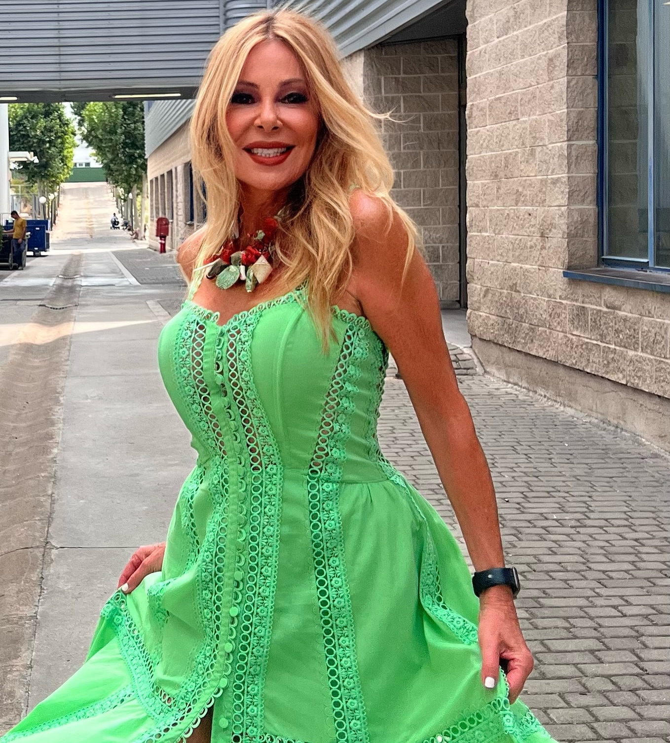 ana_obregon_oficial__2025-08-02T113736.000Z_1.jpg