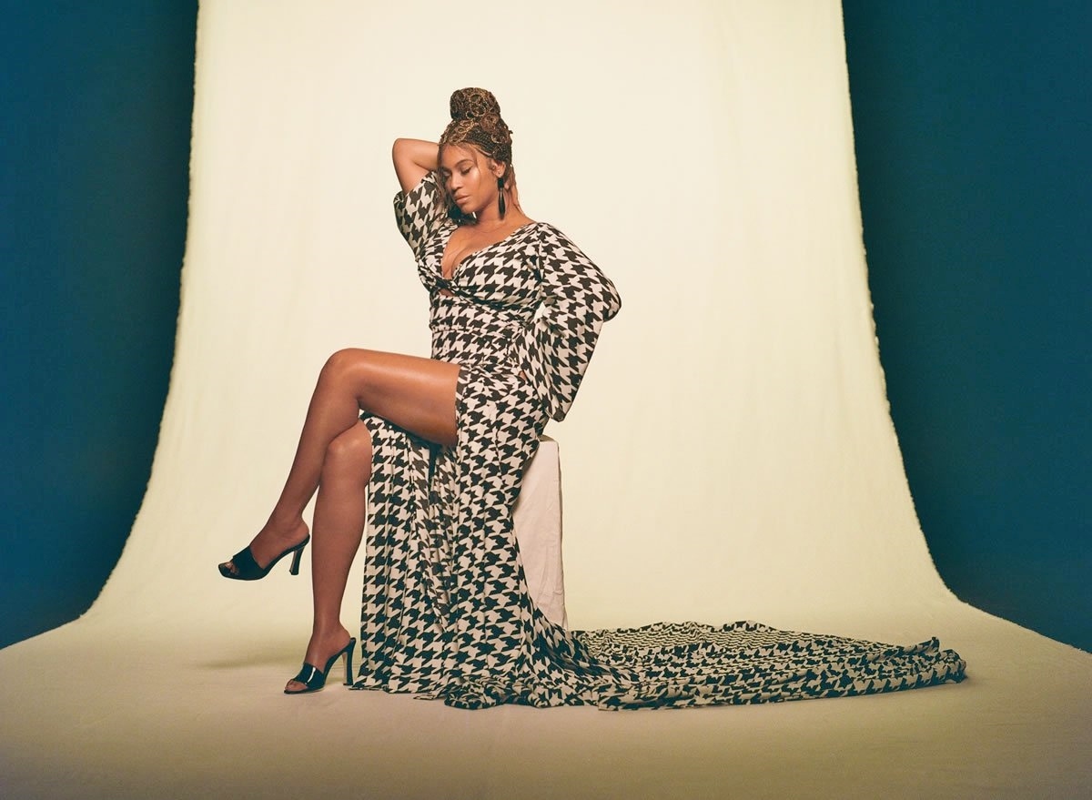 Beyoncé-Feet-5167548.jpg