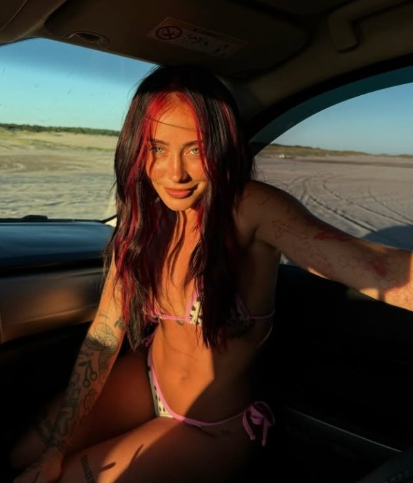 Captura de pantalla_10-2-2026_184313_www.*********.com.jpeg