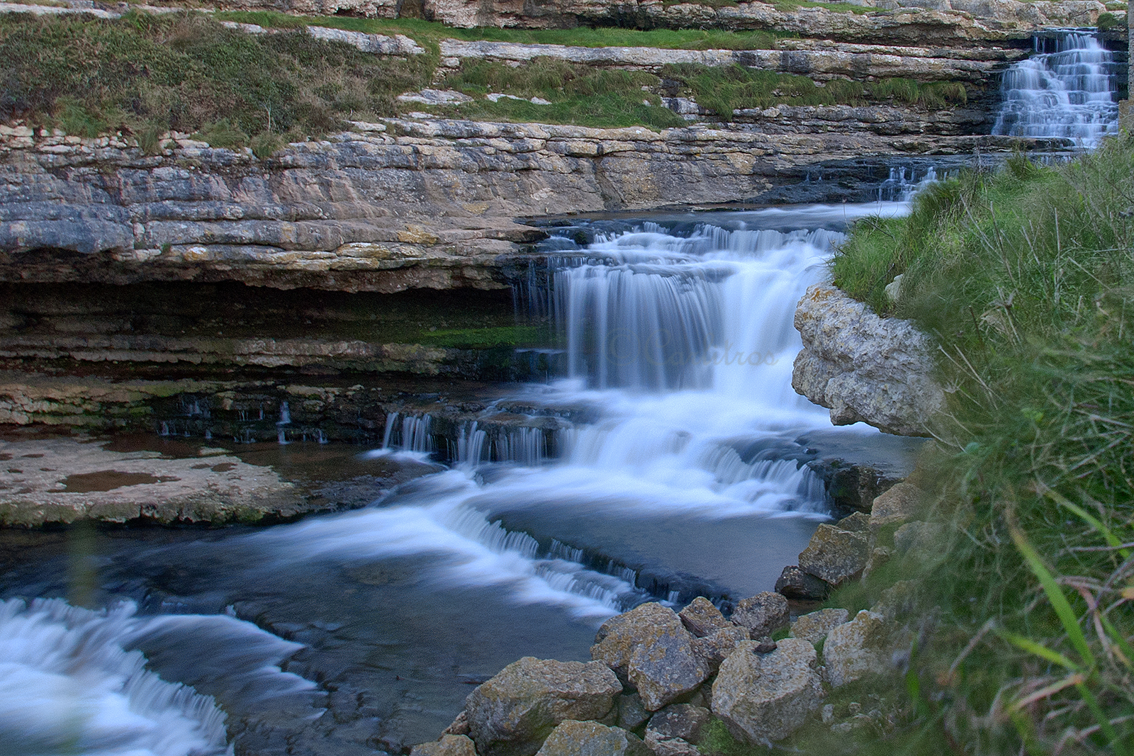 Cascada el bolao.jpg