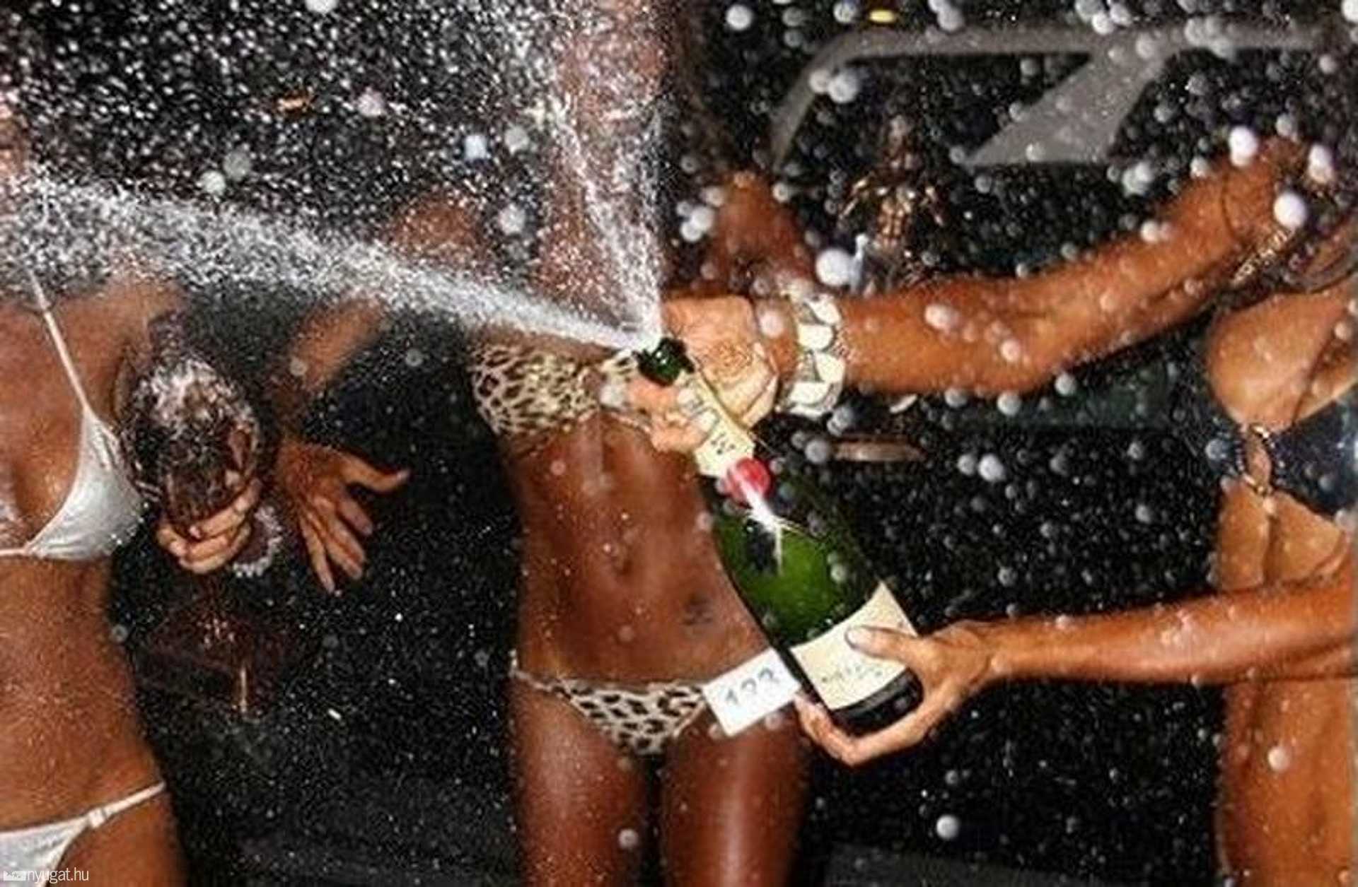 champagne.jpg