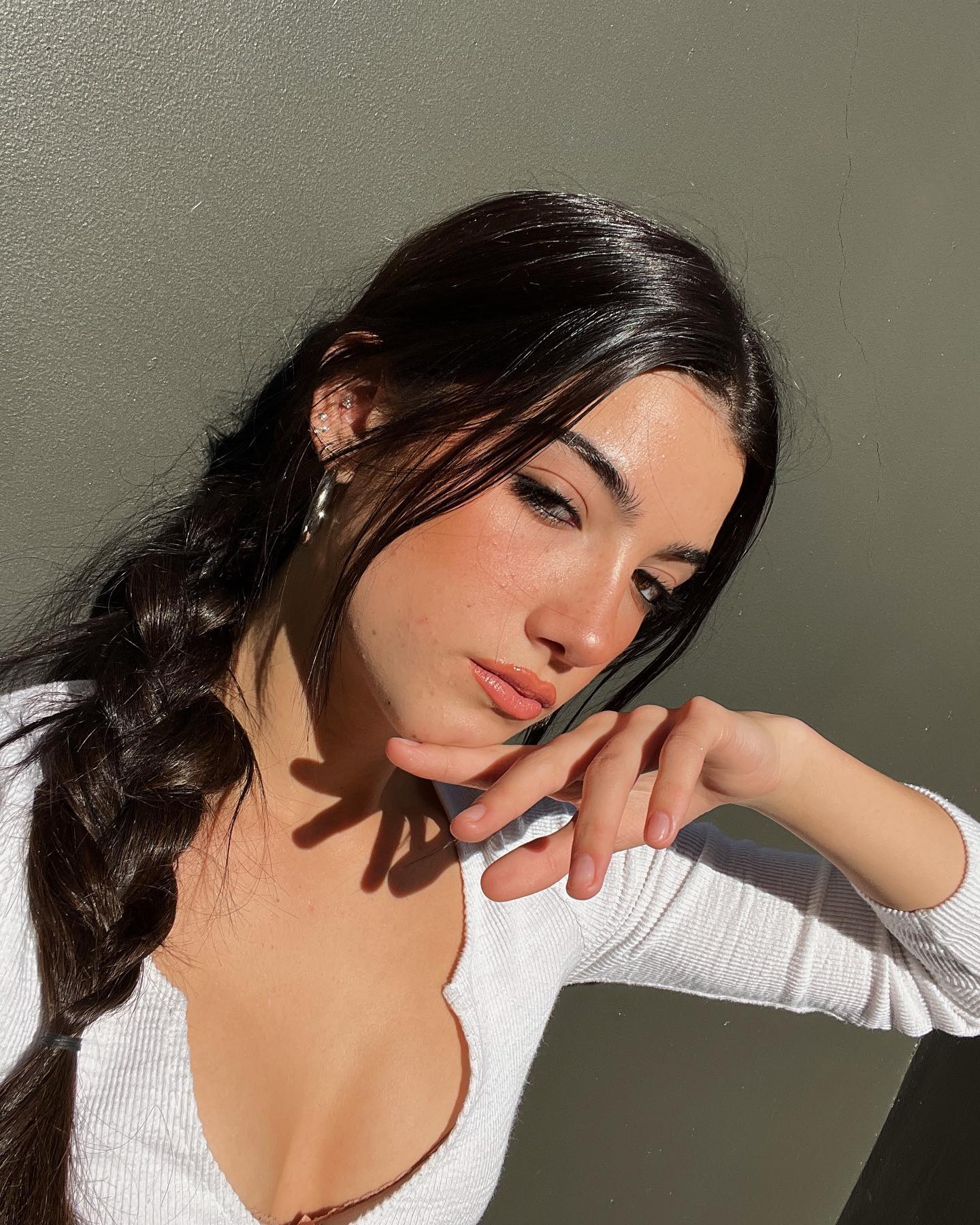 charlidamelio_273262510_603471111404497_967833469741527184_n.jpg