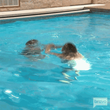 chicaspisci.gif