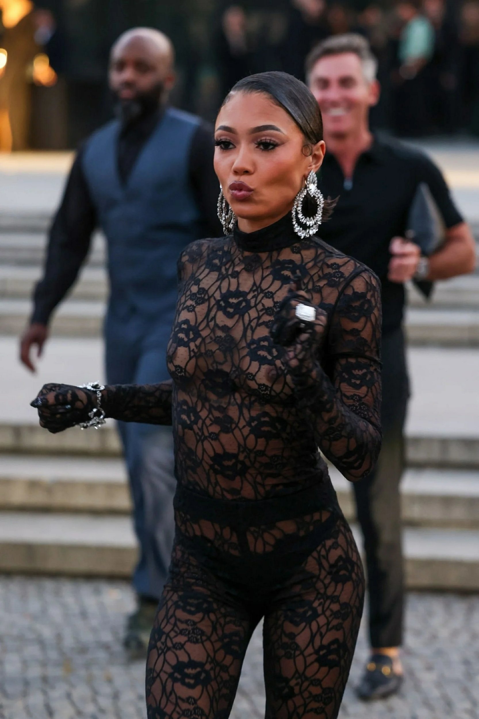 coi_relay_nude_sexy (1).jpg