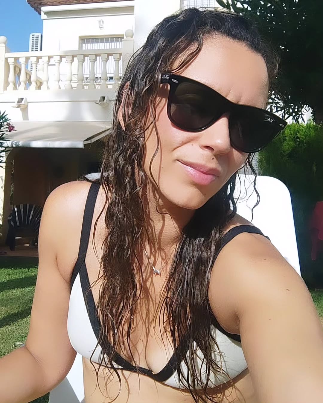 Conclusiones del primer día respirando Mediterráneo . El efecto buena cara en la playa es inmed.jpg