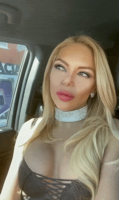 Daniela Larsen mes carn poc piu fiasco ezgif-1-1203dc89b.gif