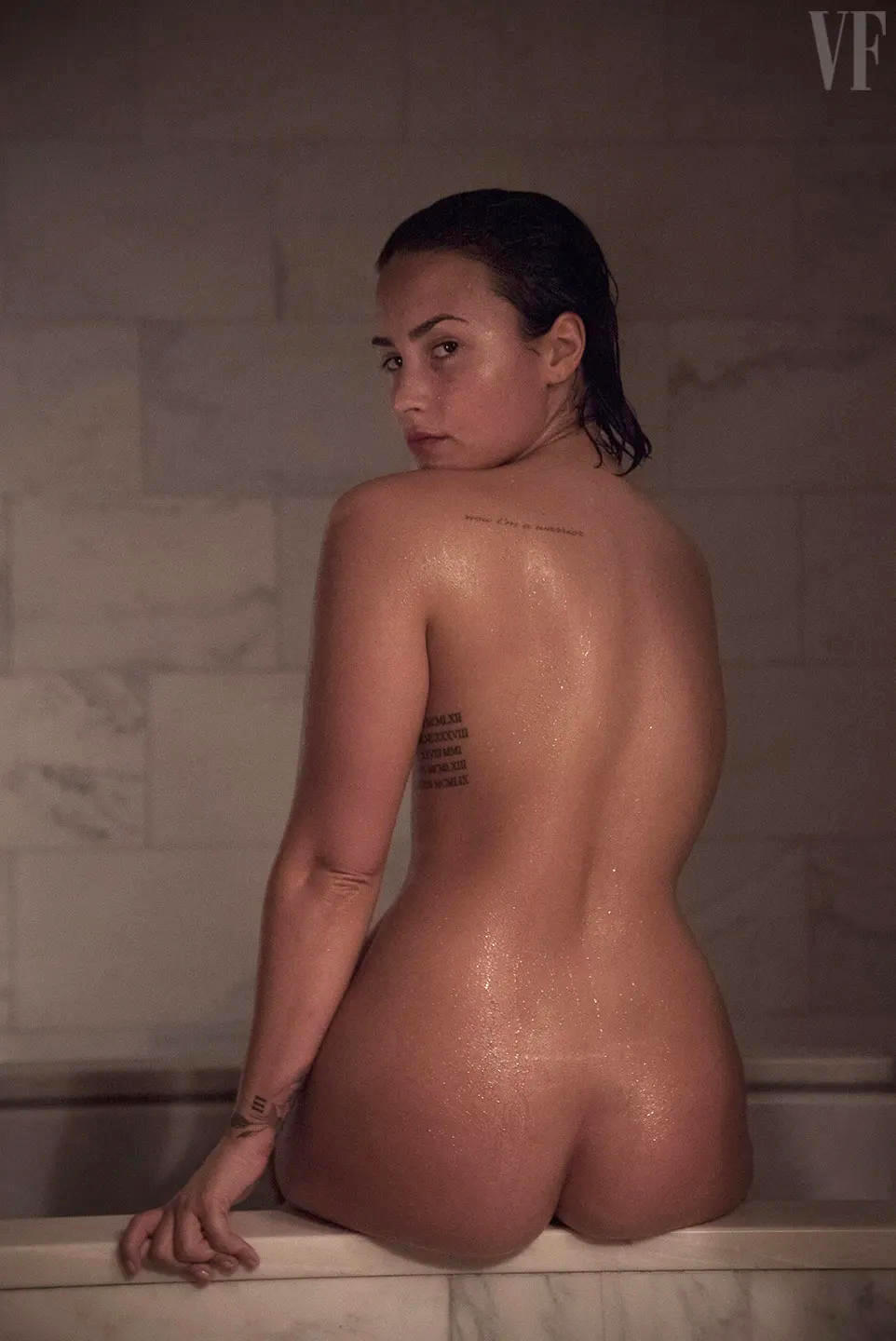 Demi Lovato (4).jpg