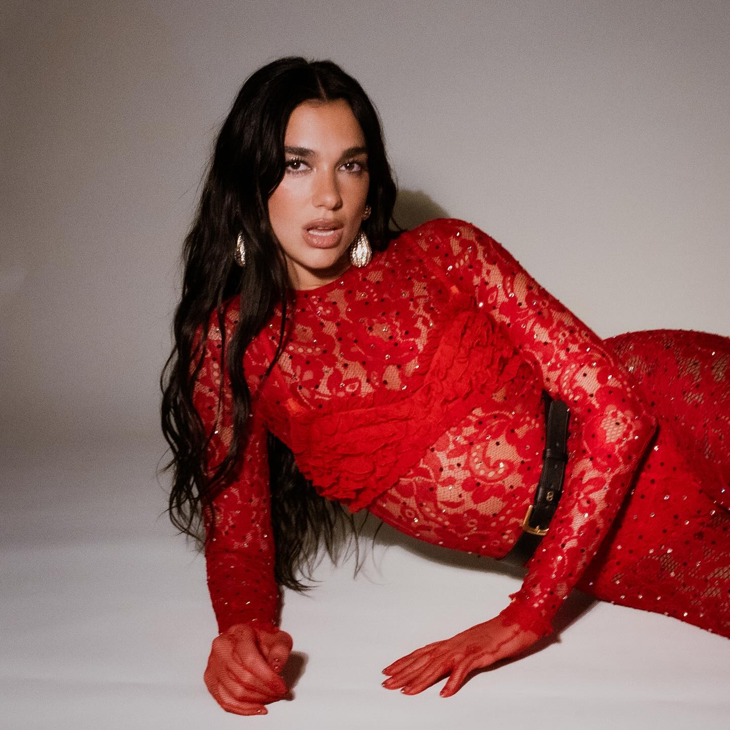dualipa__2025-06-05T100242.000Z_2.jpg