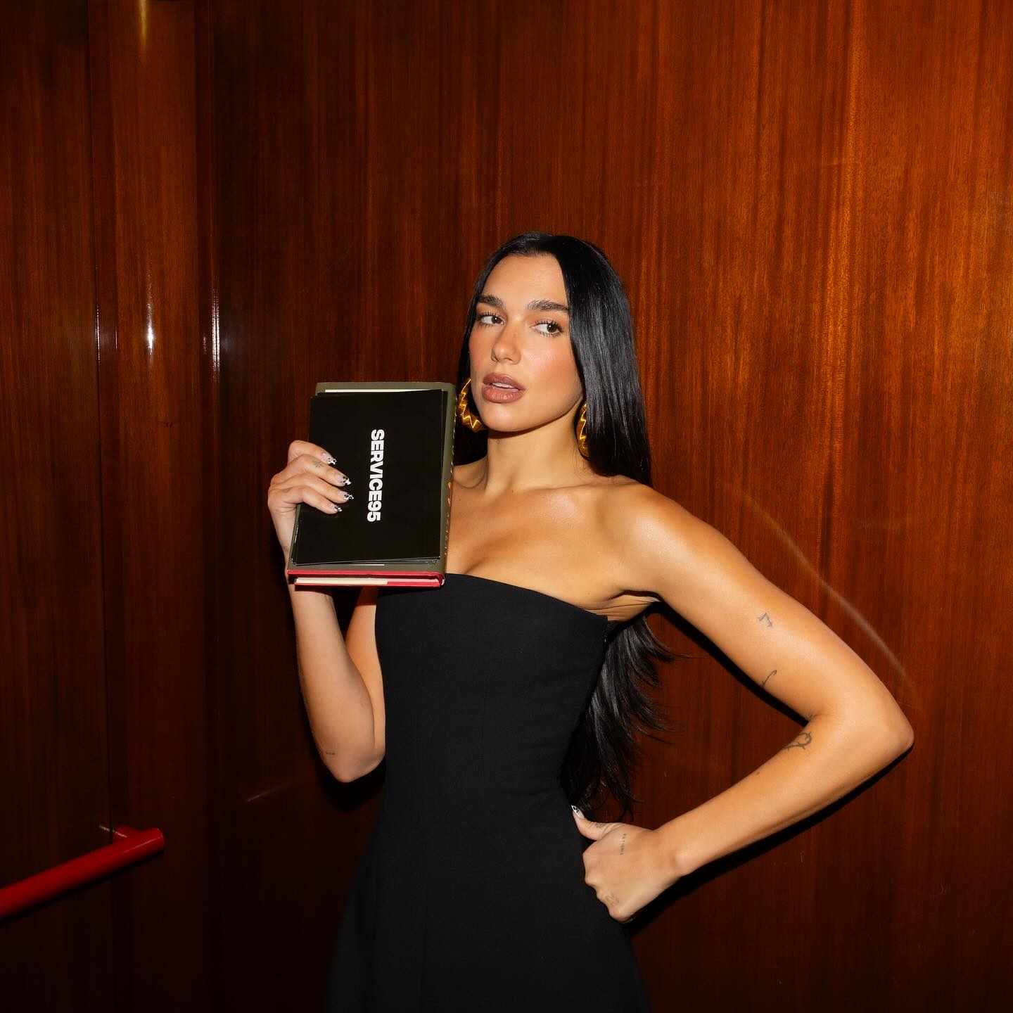 dualipa__2025-09-16T122001.000Z_15.jpg