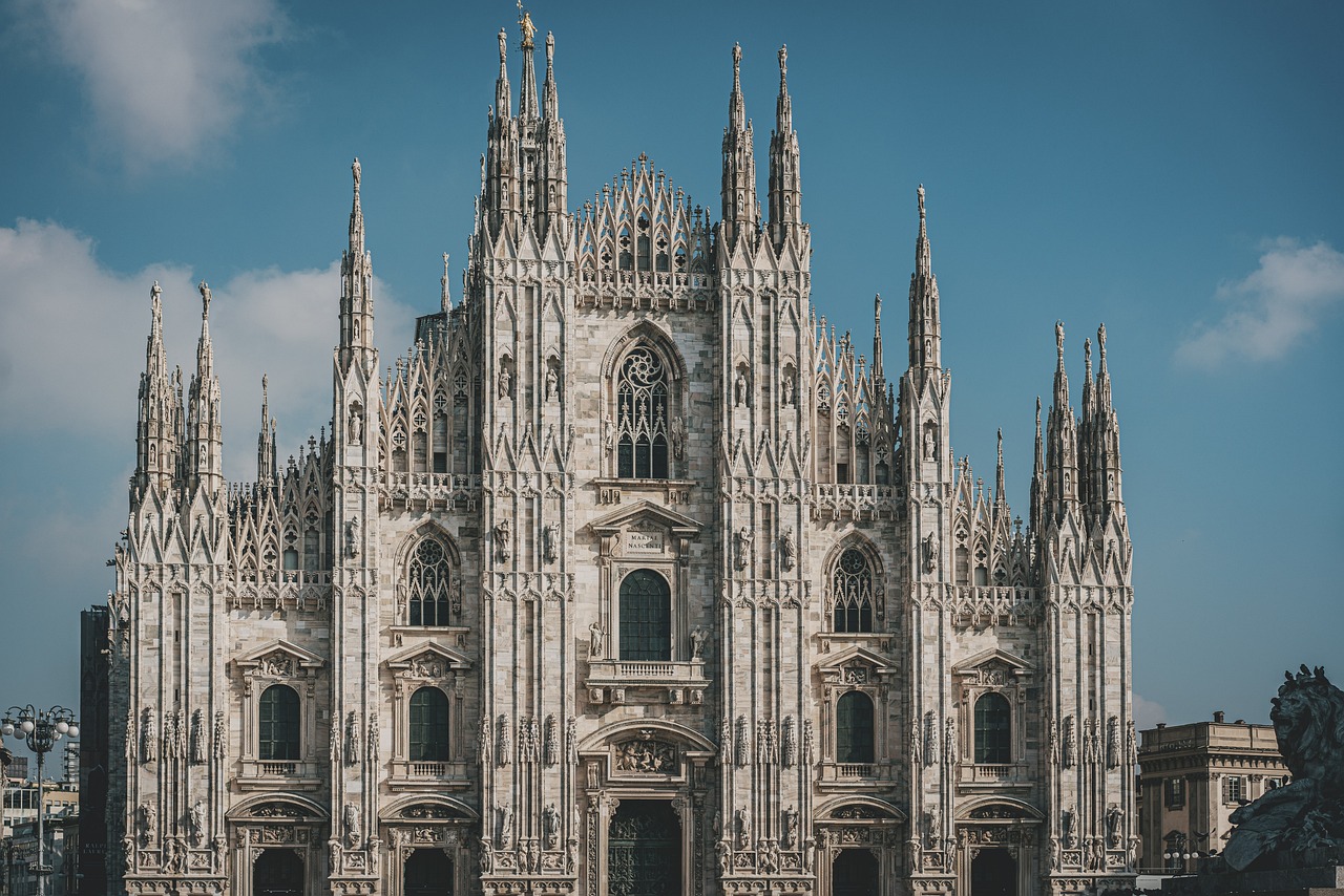 duomo-6808817_1280.jpg