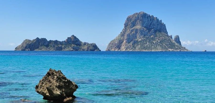 Es-Vedra-Rock-Ibiza.jpg