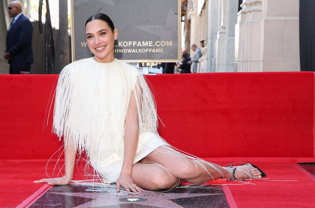 gal-at-her-hollywood-walk-of-fam.png
