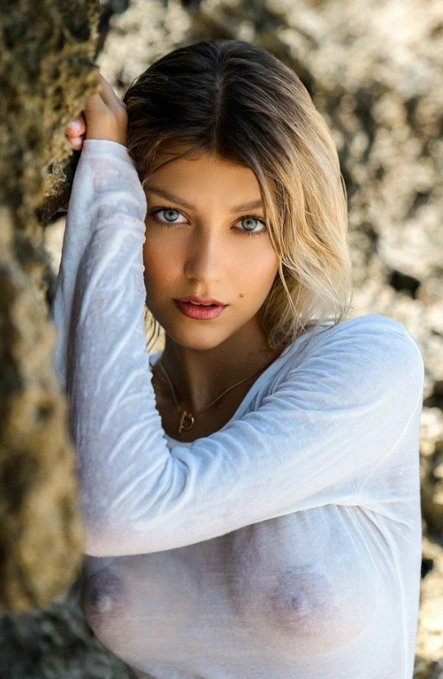 GHf8q3TWMAAH6-H.jpg