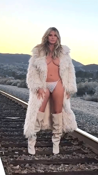 Heidi Klum 01  29-01-26.gif