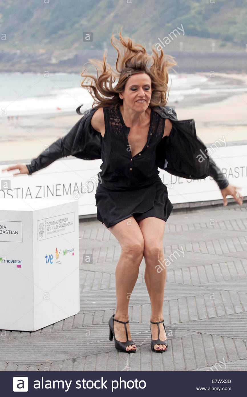 itziar-ituno-loreak-durante-la-photocall-en-la-62-edicion-del-festival-internacional-de-cine-d...jpg