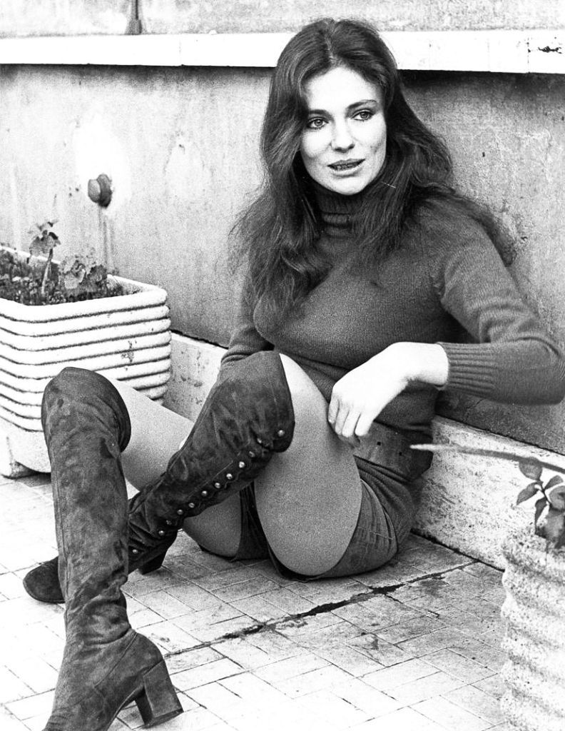 Jacqueline Bisset.jpg