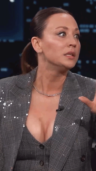 Kaley Cuoco 03.gif