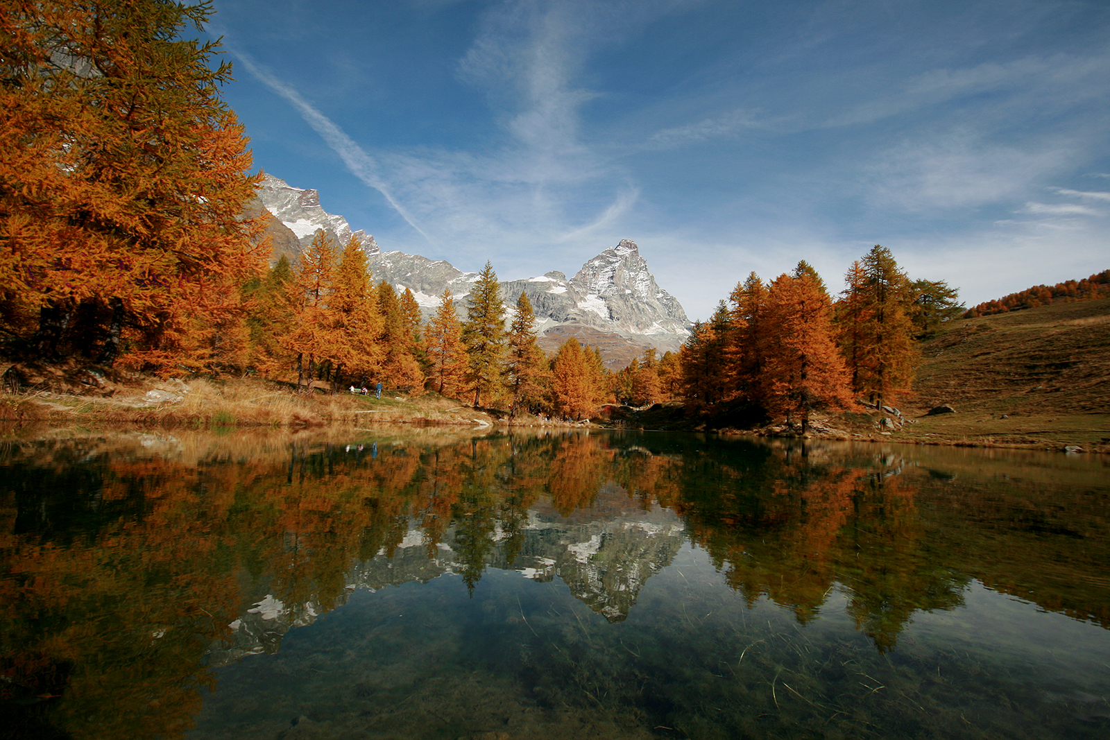 Lago Bleu.jpg