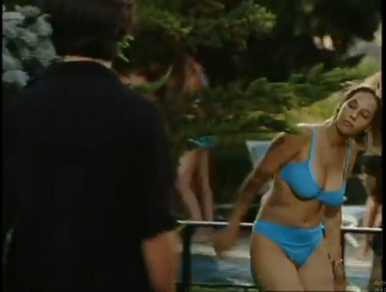 lara de miguel.jpg