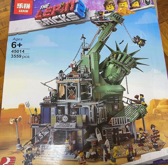 lepin_apocalypseburg_70840_355_1673403948_b1870d78~2.jpeg