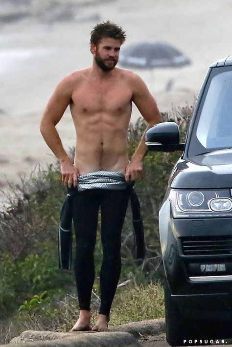 liam hemsworth.jpg