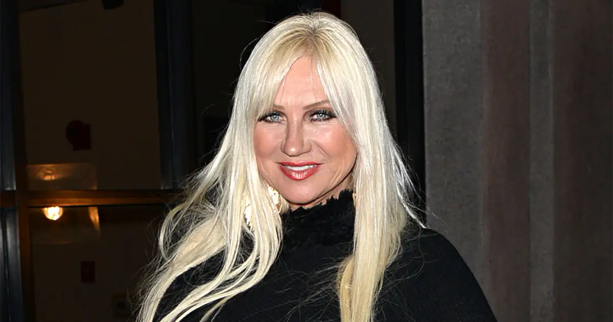 Linda-Hogan-Bio.webp