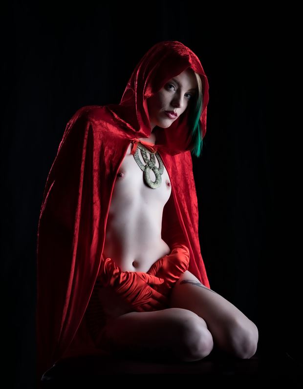 little-red-riding-hood-artistic-nude-photo-by-photographer-darth-slr-FullSizeu1.jpg