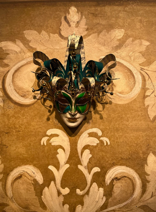 Máscara veneciana, Máscara de bufón Verde 🎭.png