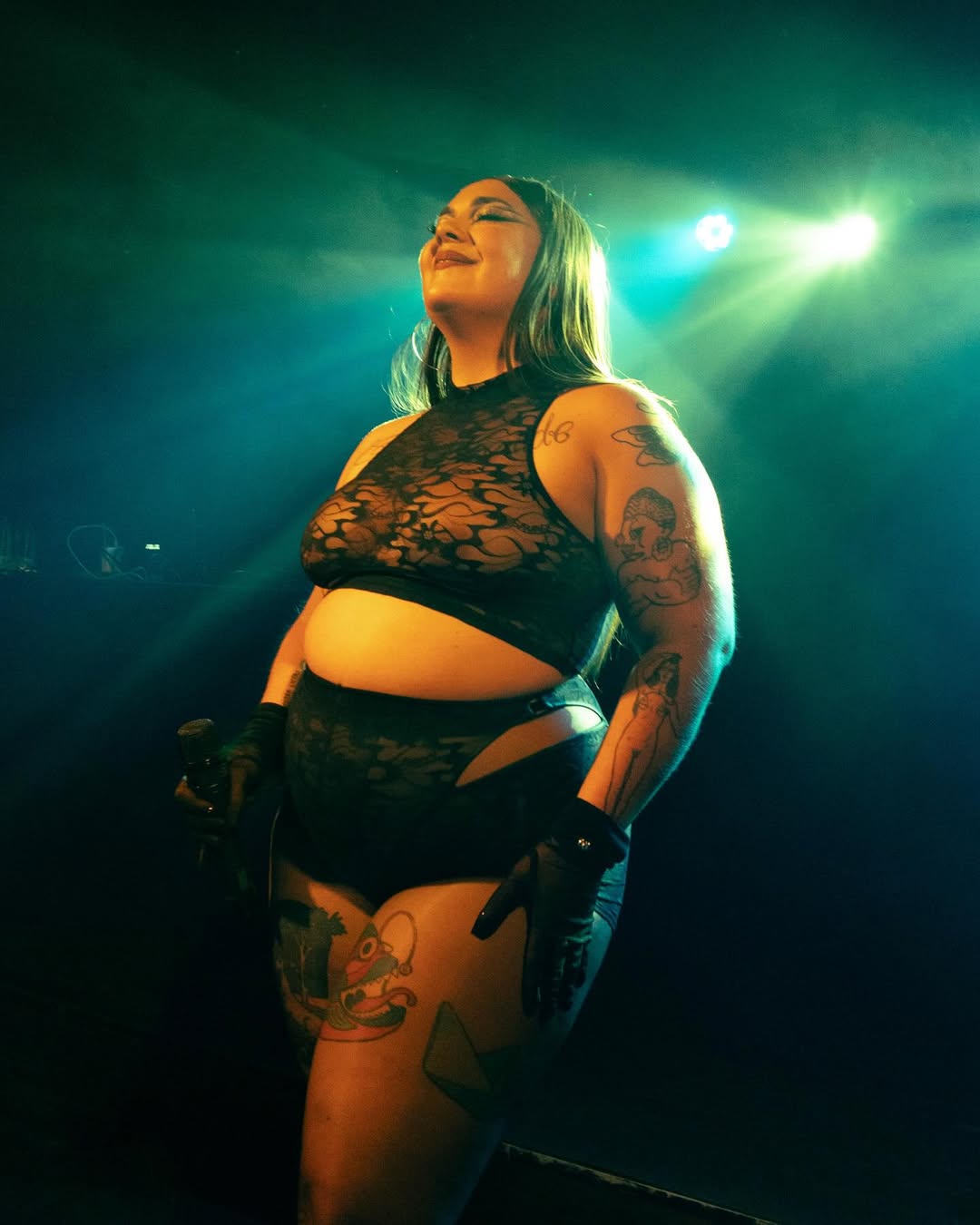 Mañana nos vemos Donostia sala @dabadabass me hace muchísima ilusión cantar allí es mi primerita.jpg