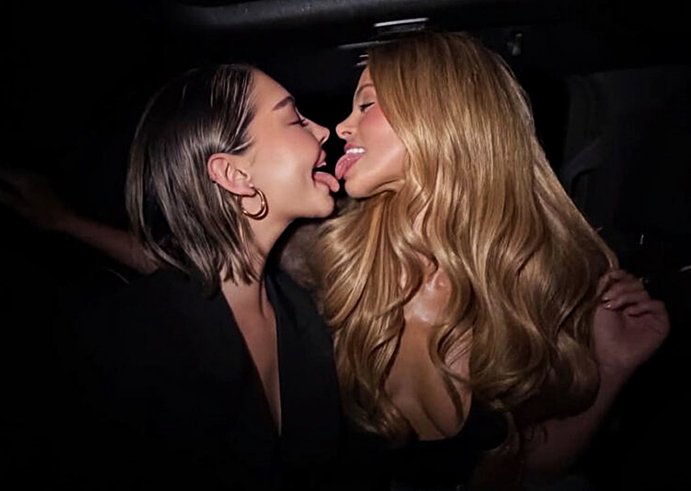 Madelyn Cline & Brooks Nader 01.jpg