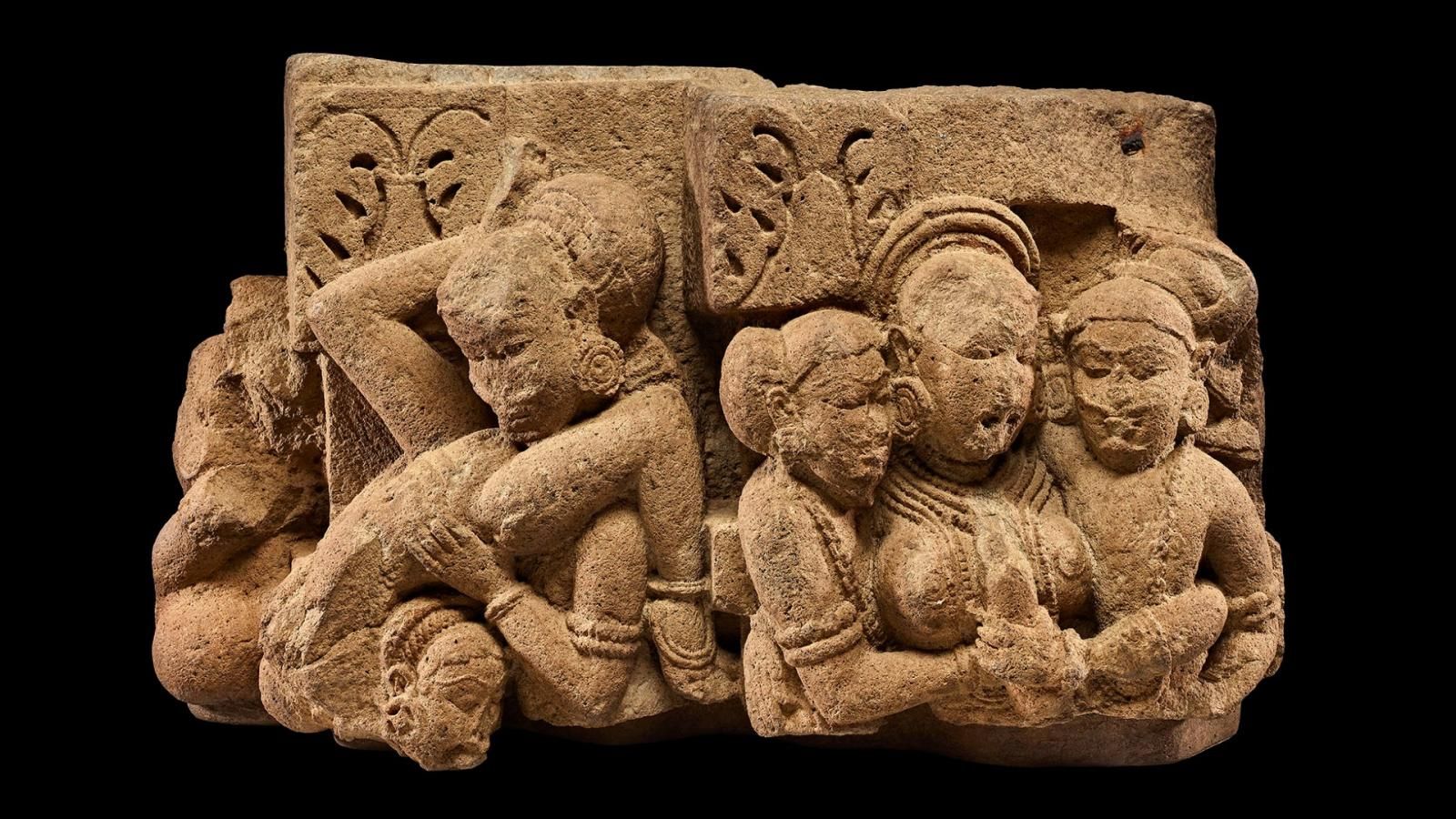 Maithuna-sculpture-sandstone-1920x1080.jpg