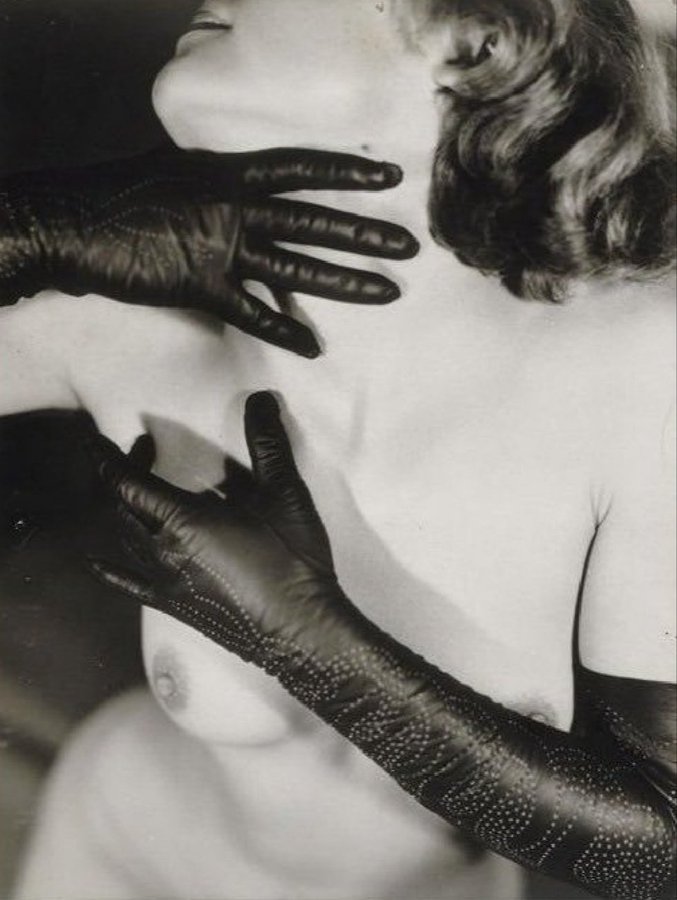 manray.jpg manray.jpg