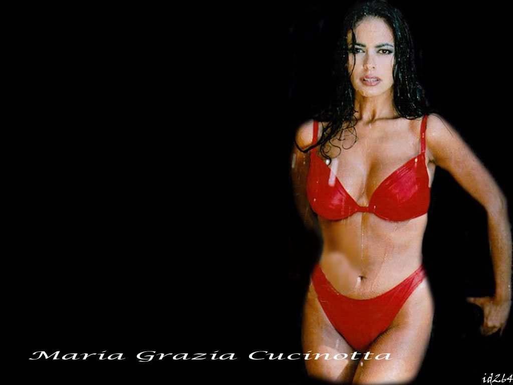 Maria%20Grazia%20Cucinotta%203[1].jpg