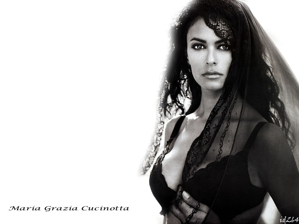 Maria Grazia Cucinotta (32).jpg