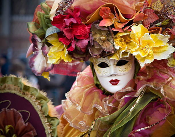 Mascara Mujer Flores Veneciana.png
