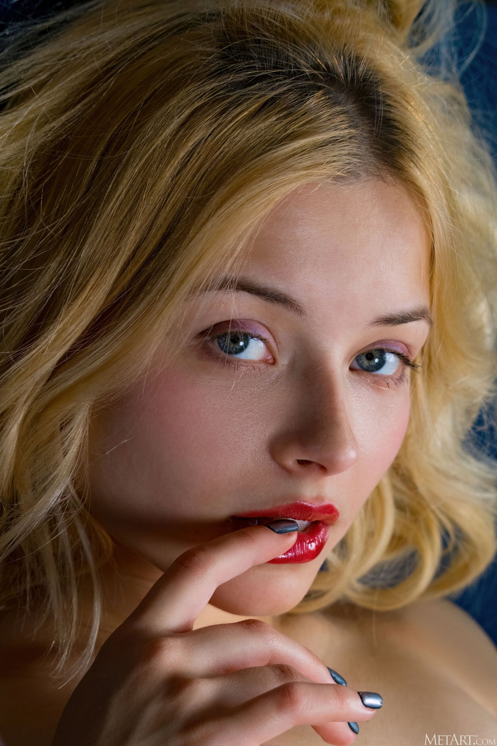 metart_sexy-curves_bianca-bell_high_0091.jpg